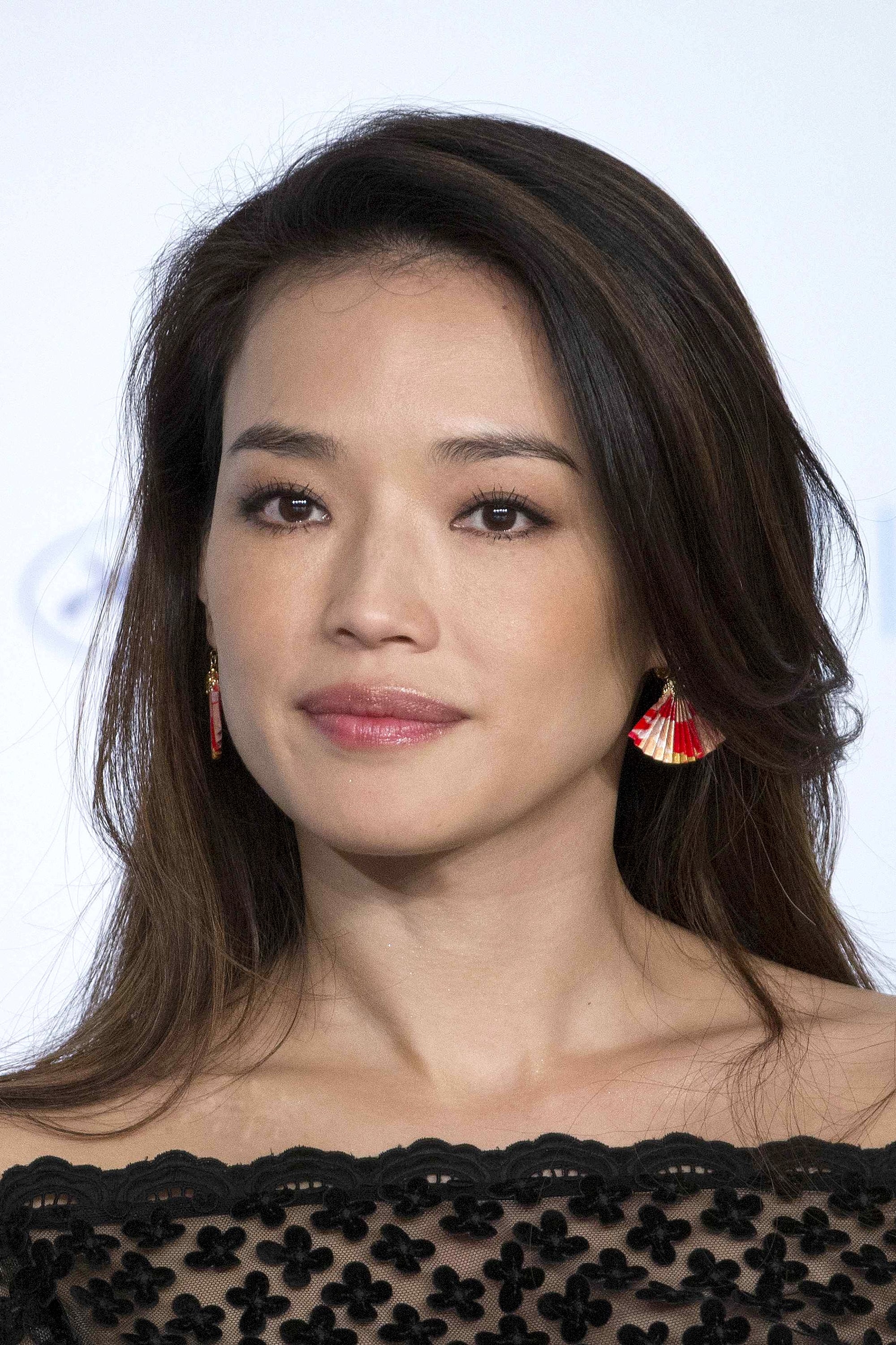 Shu Qi Wiki, Biography, Age, Gallery, Spouse and more