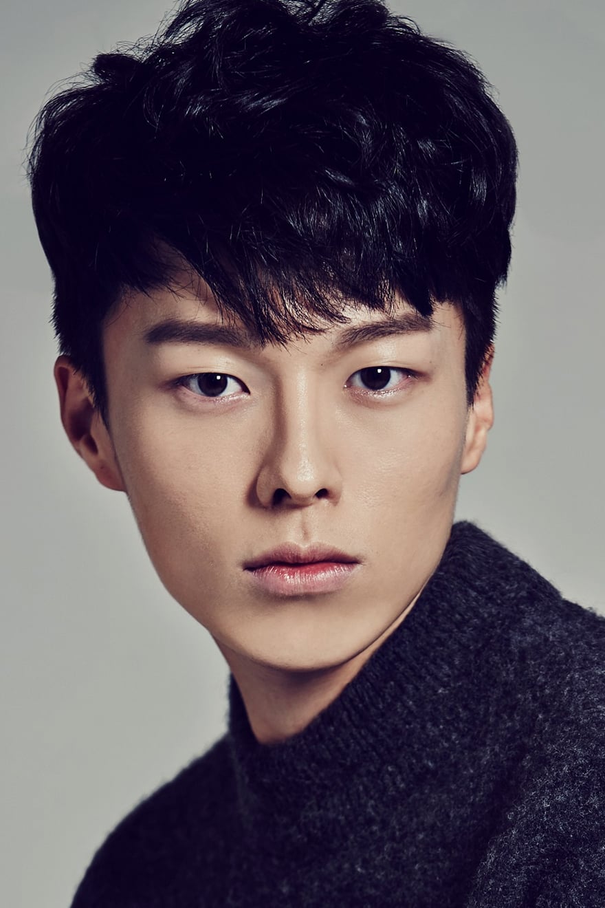 Jang Ki-yong Wiki, Biography, Age, Gallery, Spouse and more