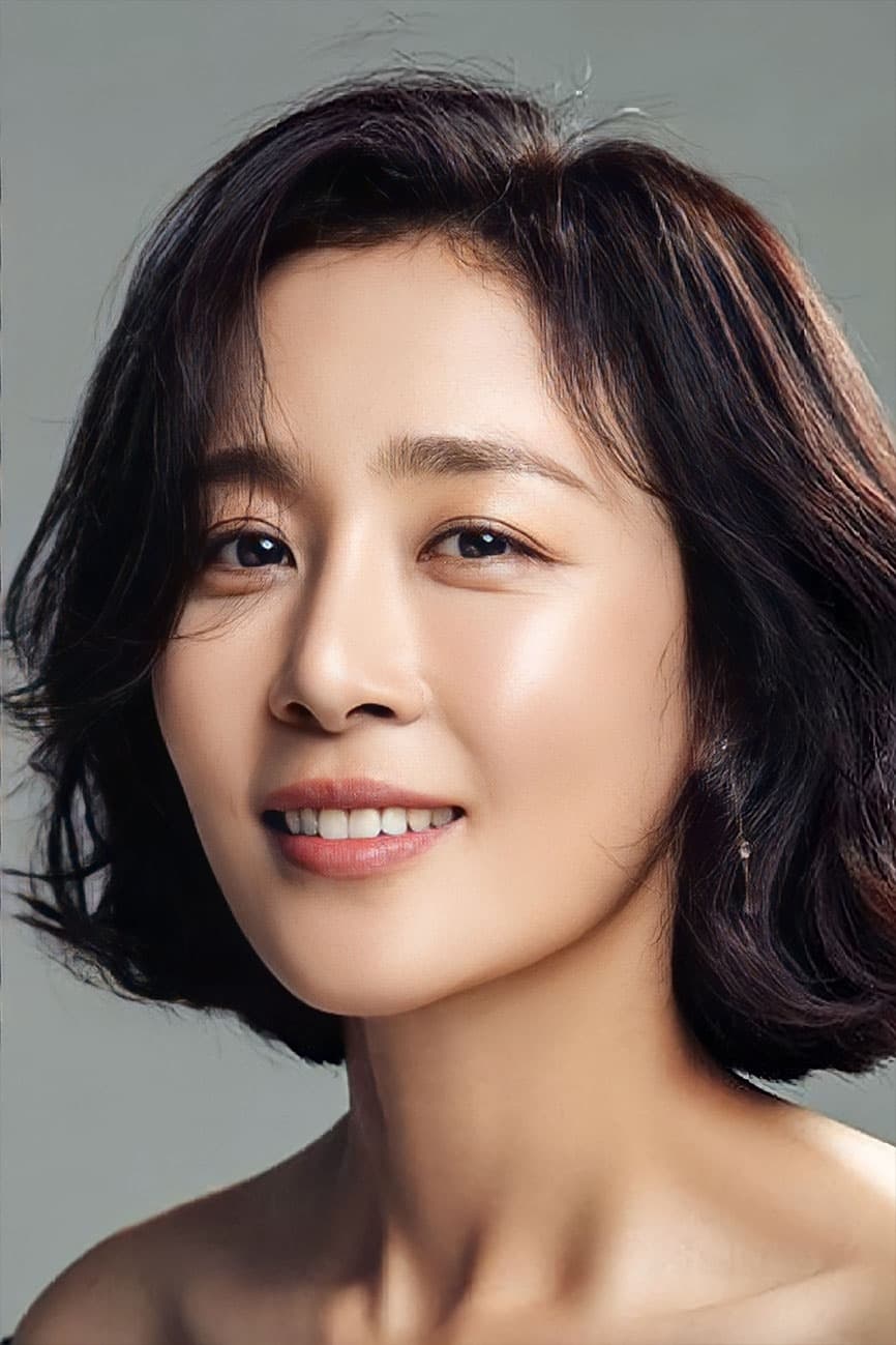 Moon Jeong-hee Wiki, Biography, Age, Gallery, Spouse and more