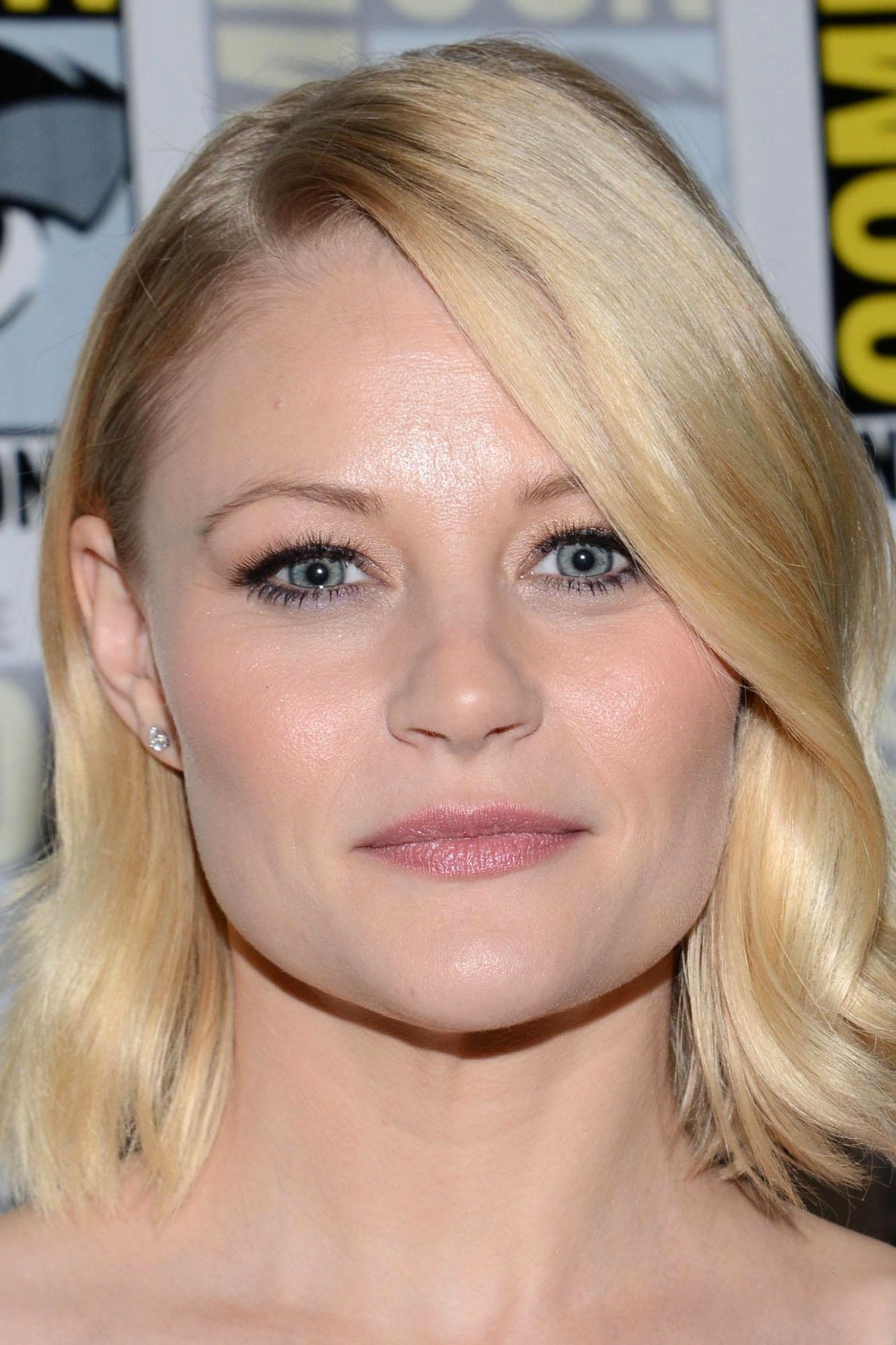 Emilie De Ravin Wiki, Biography, Age, Gallery, Spouse and more