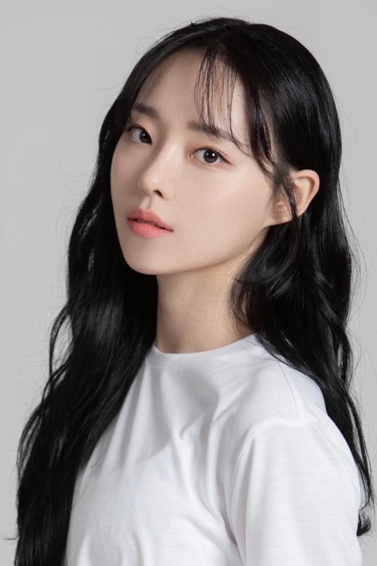 Song Ye-bin Wiki, Biography, Age, Gallery, Spouse and more