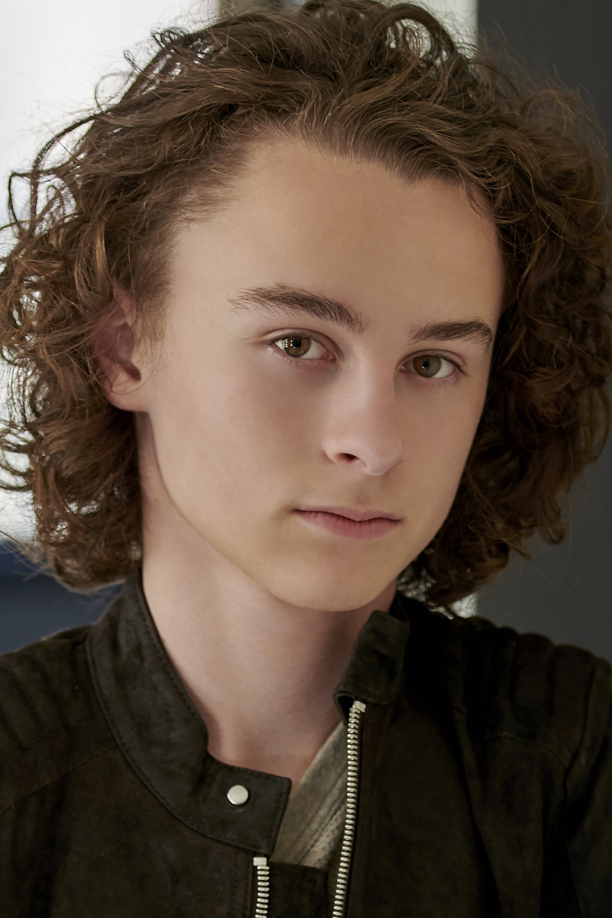 Wyatt Oleff Wiki, Biography, Age, Gallery, Spouse and more