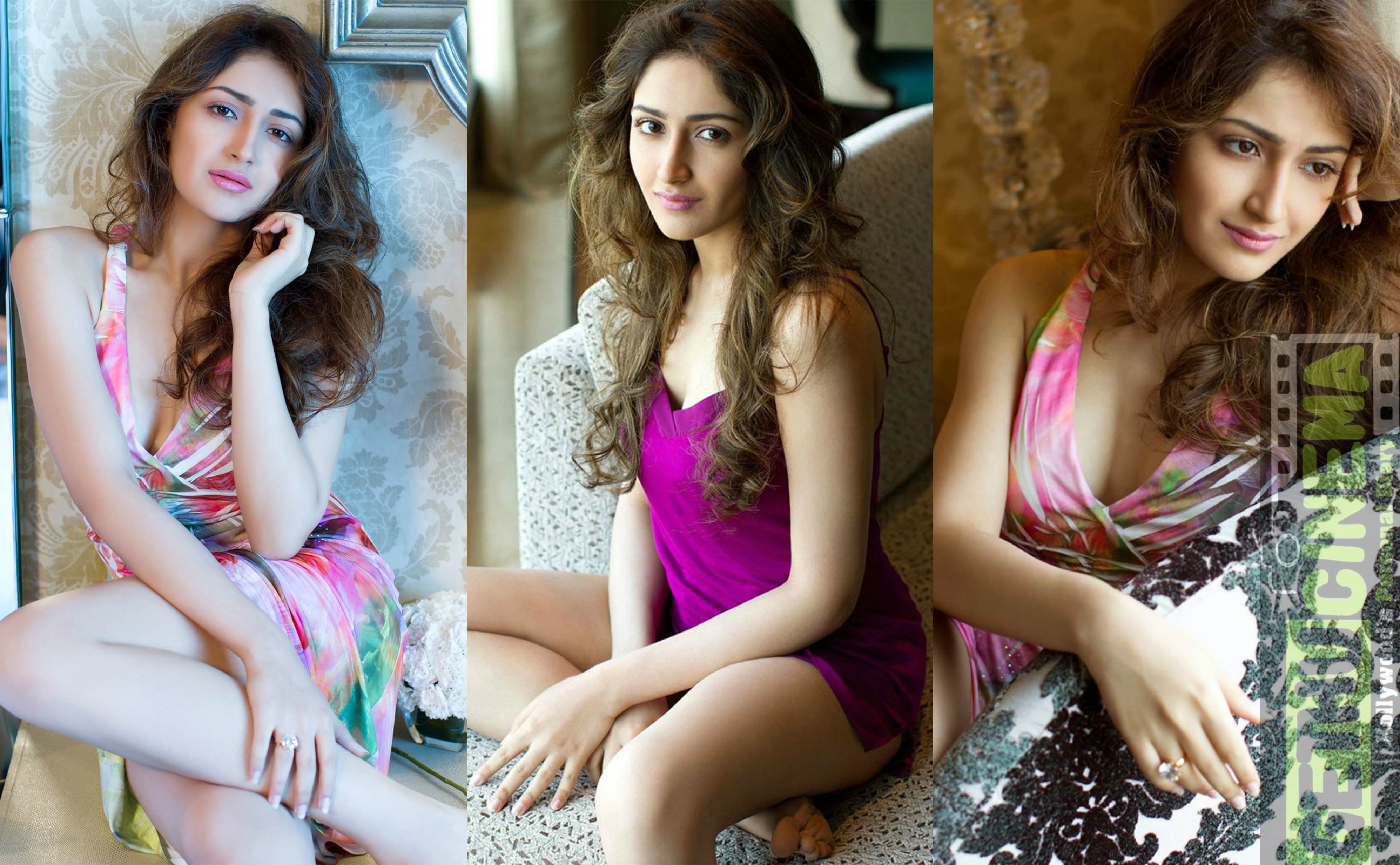 Sayyeshaa saigal hot boobs