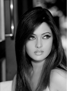 Actress Riya Sen Gallery - Gethu Cinema