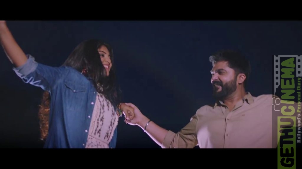 Achcham Yenbadhu Madamaiyada Trailer HD Snap Shot Gallery ! - Gethu Cinema