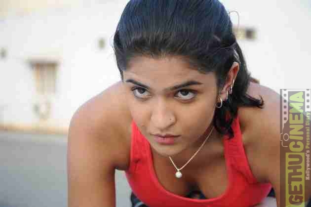 Deeksha Seth Xxx - Actress Deeksha Seth Gallery - Gethu Cinema