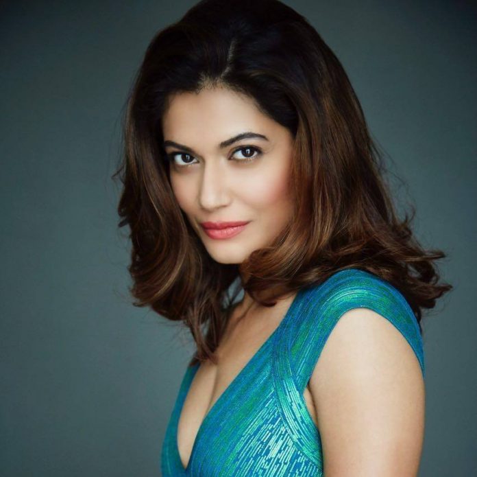 Actress Payal Rohatgi Gallery | Gethu Cinema