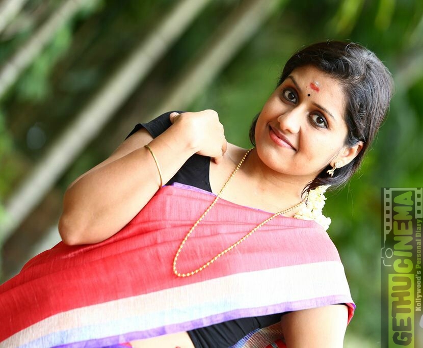 Actress Sarayu Mohan Latest Gallery Gethu Cinema