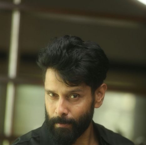 Chiyaan vikram HD Gallery - Gethu Cinema