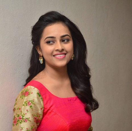 Sri Divya at Kaashmora Press Meet - Gethu Cinema