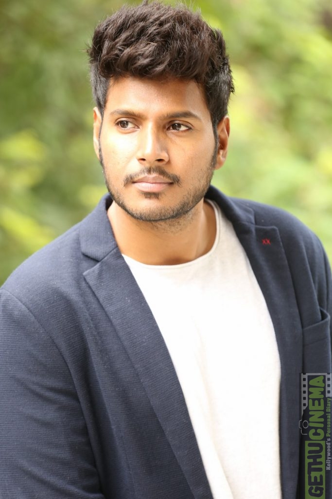 Actor Sundeep Kishan Gallery - Gethu Cinema