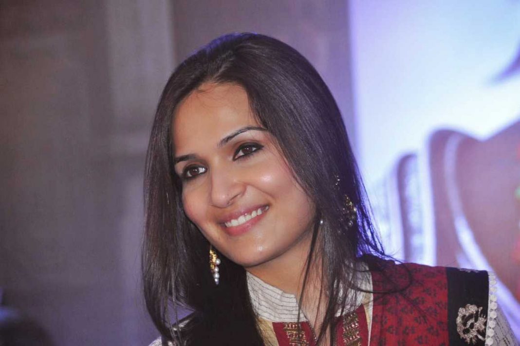 Soundarya Rajinikanth opens up about NEEK - Gethu Cinema