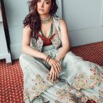 Tamil Actress 2017 Latest Glamour Photos  (23)