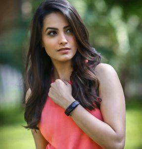 Naagini 3 actress Anita Hassanandani 2018 Instagram cute HD Pictures ...