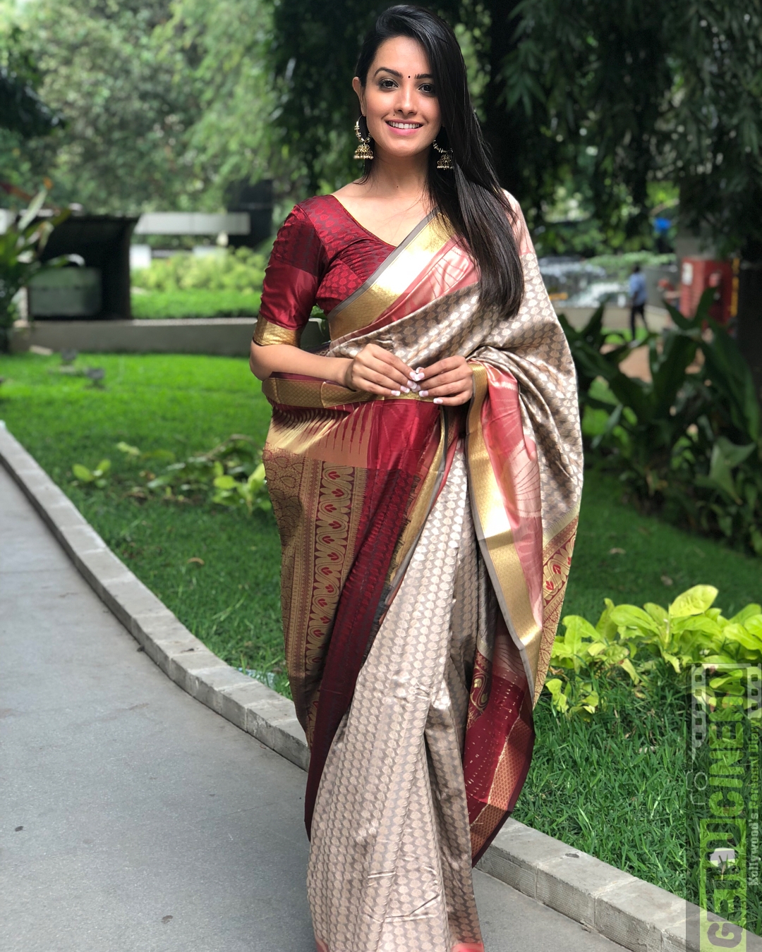 Naagini 3 Actress Anita Hassanandani 2018 Instagram Cute Hd Pictures Gethu Cinema