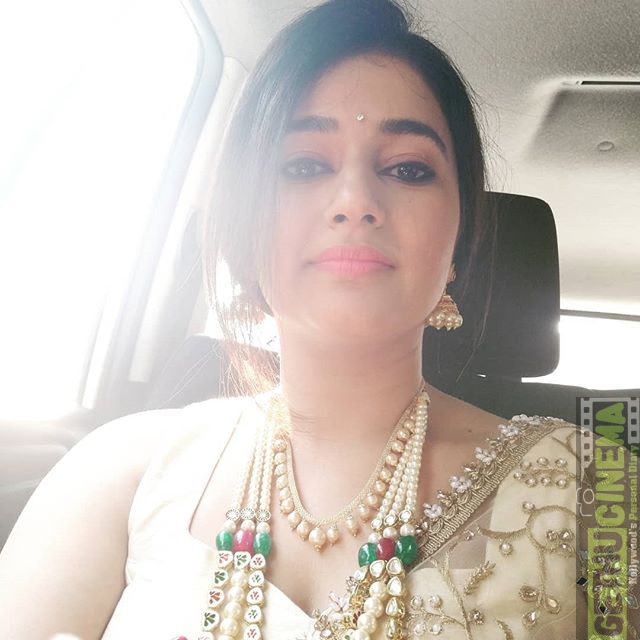 Poonam Bajwa Selfie Delightful Saree Gethu Cinema