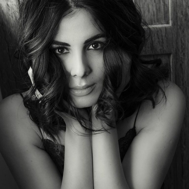 Actress Kirti Kulhari Photos | Blackmail, Indu Sarkar Movie actress | Unseen photos