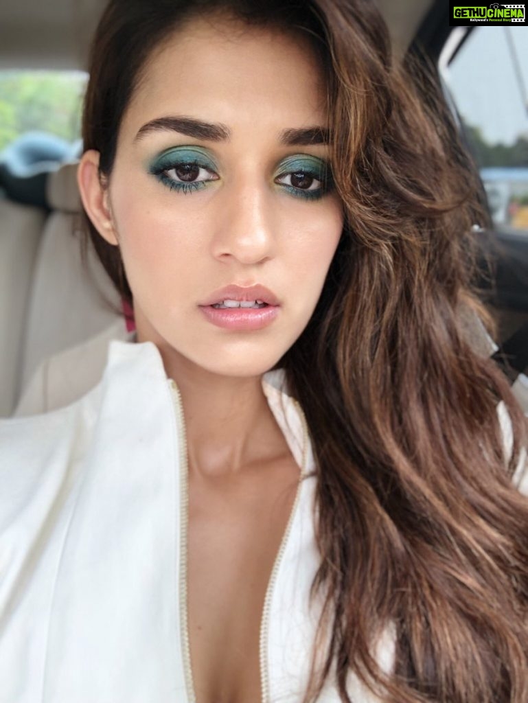 Actress Disha Patani 2018 Latest Glamour & Photoshoot Gallery - Gethu ...