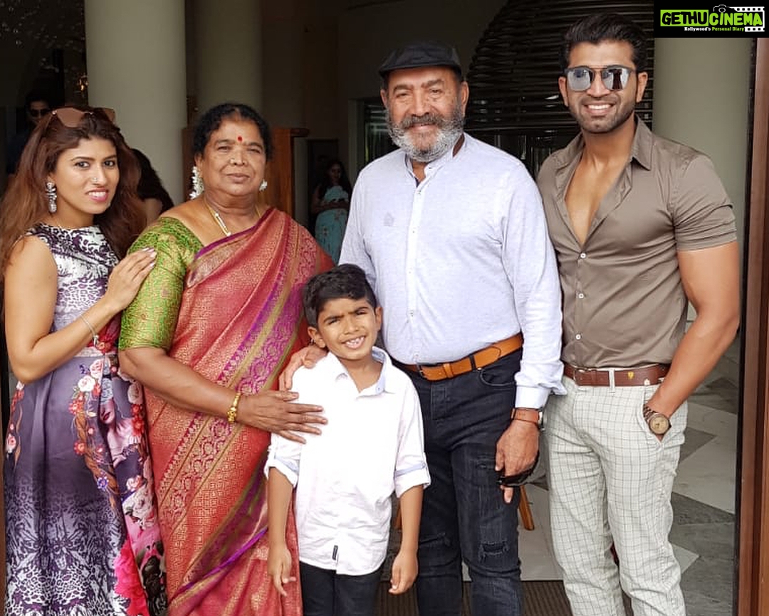 Arun Vijay, family, father, mom, hd, actor - Gethu Cinema