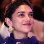 Aditi Rao Hydari Instagram - Monday, I got you… 🤗 A lot more people would, if you behaved like a Sunday… 🤷🏻‍♀️