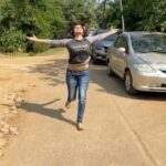 Antara Biswas Instagram - Wohoaaa.... Itni Khushi 💃🏻💃🏻💃🏻.... “2.6 Million Instagram Family “ ka Pyar mil gaya... #thankyou #friends #instagram #family #love #happiness #gratitude #loveyouall #thankyougod #blessed Goregaov Film City, Mumbai