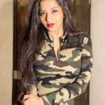 Antara Biswas Instagram - It’s Friday 🤷‍♀️