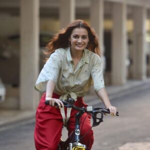 Dia Mirza Instagram - I feel like a 12 year old on a bicycle! You?  #TBT 

Outfit @nicojournal ❤️