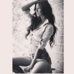 Disha Patani Instagram - Photo by @claudioweyll makeup and hair by @marcepedrozo ! Miss u @marcepedrozo come bck soon 😘🌺