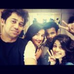 Disha Patani Instagram - And this gang is my latest crush #goodvibes#fun#masti#masterji#chotabomb#vickuuuu#lovethem#happypeoplearethebest#alwayslaughing#alwaysdancing#😘😘😘