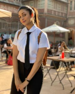 Divyanka Tripathi Instagram - Found this student on my phone from culinary college of Bhopal. #ColddLassiAurChickenMasala #ChefNitya #Nitya