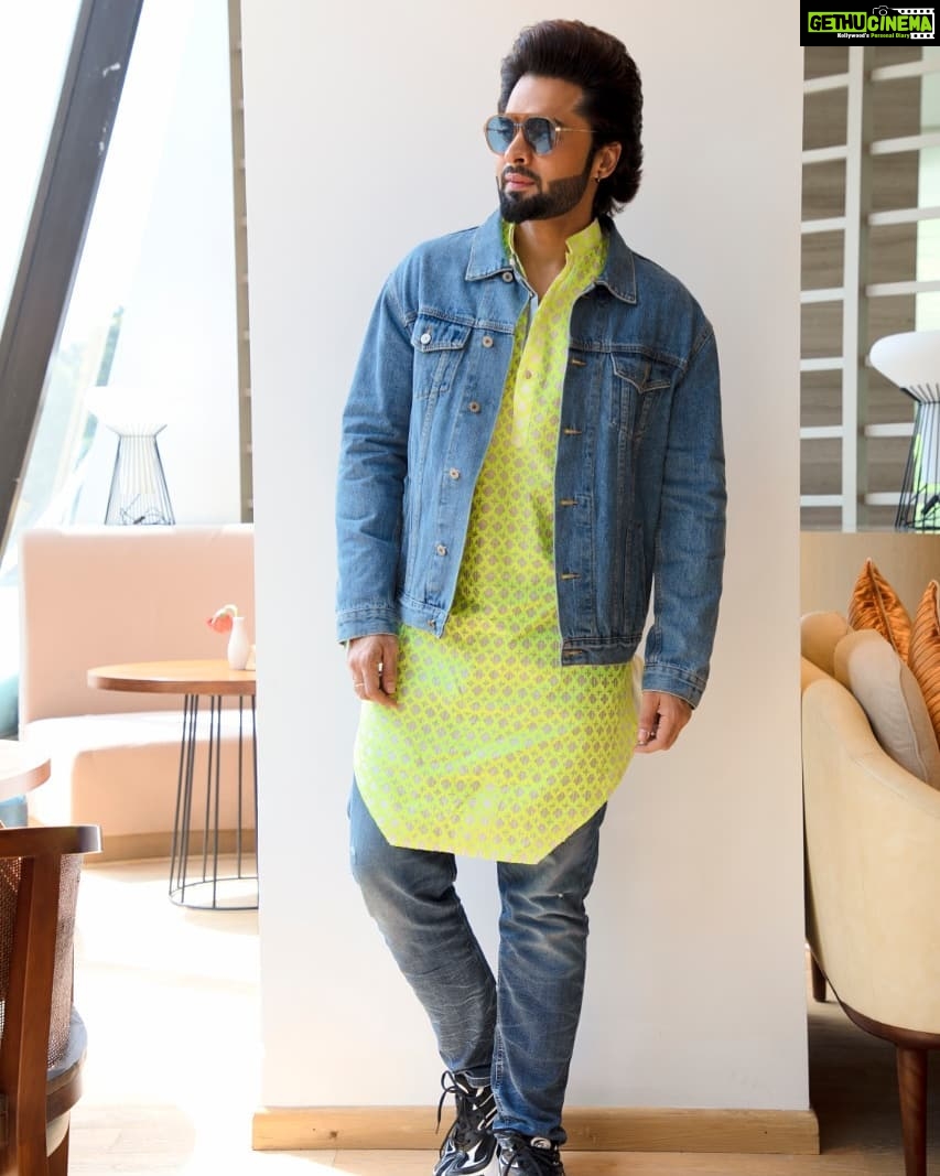 Here to make every outfit look better! Here's how you can reinvent looks  with your fav denim jacket 😍 Credits: Producer and CCO: Tanya Chaitanya...  | By Her Circle | Facebook