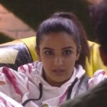 Jasmin Bhasin Instagram - So here’s the TEA ☕️ Can you guess who are Jas & #RahulVaidya talking about?! 🤔 #TeamJasmin #JBinBB14 Watch the #BB14 episodes on @colorstv every day and before TV on @vootselect 📺 #BB14 #JBinBB #AbScenePaltega #BiggBoss14 #BiggBoss #BiggBoss2020 #Colors #JasminBhasin #BBlikeABoss @beingsalmankhan
