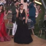 Jasmin Bhasin Instagram - Jas needs no milavat to have some fun 😜 @beingsalmankhan #TeamJasmin #JBinBB14 Outfit: @seepmahajanofficial Jewellery: @divinuscreations Stylist: @ankiitaapatel Asst by @nehasarkar04 Watch the #BB14 episodes on @colorstv every day and before TV on @vootselect 📺 #WeekendKaVaar #BB14 #JBinBB #AbScenePaltega #BiggBoss14 #BiggBoss #BiggBoss2020 #Colors #JasminBhasin #BBlikeABoss