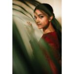 Keerthy Suresh Instagram - There is a shade of red for every woman ❤ Pictures from a recent event at Dubai. Outfit- @snehadraksharamlabel Picture - @rohitsabu M&H - @moovendhar_makeup @hairbyrajabali Styling - @shravyavarma #styledbyshravyavarma