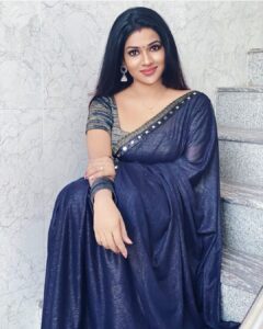 Leesha Instagram - Happy Sunday my darling ❤️ 
Stay blessed 😇 #staysafe #staystrong 
#throwback #saree #leesha #leeshaeclairs #instagood #tamilactress #sareelove #fyp #viral #trending