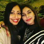 Lisa Ray Instagram - With this ‘exquisite wallflower’ whose prose has left many spellbound. Twas such fun (and a reprieve) to finally hang together and observe the literary parade from our well chosen corner Repost from @avnidoshi using @RepostRegramApp - Introverts but we like red lipstick... With Lisa Rani, celebrating our publisher at JLF @lisaraniray @harpercollinsin @jaipurlitfest