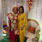 Lisa Ray Instagram - When my beautiful niece Dr. Swetlana marries the equally gorgeous Dr. Sankho, all roads and Airmiles lead to #Kolkata and a long awaited reunion of the Ray clan. As I get older I gather these boisterous family moments and pull them to my chest with both hands. (If you’ve read #ClosetotheBone you’ll understand how influential the Bangla side of my ancestry has been in my life) Congratulations to this beautiful couple; makes me just a bit teary to see them filled to the brim with young, sunshiney, unweighted love 💗 Jalvayu Residency, 337, Motilal Gupta Road, Kolkata 700 008.