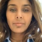 Lisa Ray Instagram - In a video as candid as my memoir, I'd like to share with readers why I wrote #CloseToTheBone, my literary debut, what it stands for and most importantly, how it reaffirms my belief that we are all more beautiful for having been broken. If this little sneak peek makes you curious, you can pre-order your copy on https://amzn.to/2v9R2GA PRE ORDER LINK IN BIO @harpercollinsin