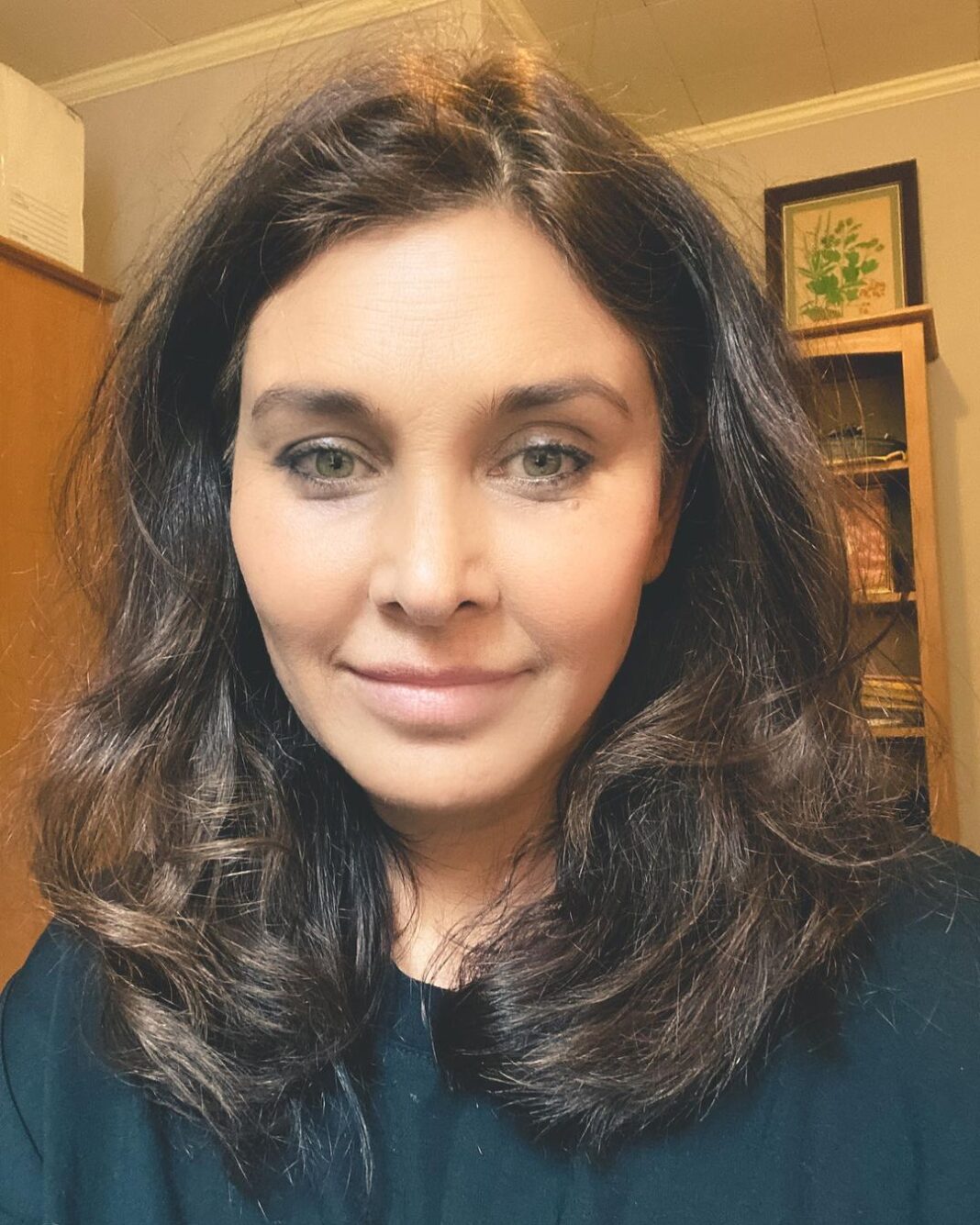 Actress Lisa Ray Instagram Photos And Posts - October 2020 - Gethu Cinema