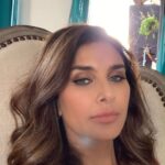 Lisa Ray Instagram - Samara is a lot to take. We would probably not be friends. But at least she appears to have good taste in books. Scroll through to the end. @4moreshotspls @pritishnandycommunications @primevideoin