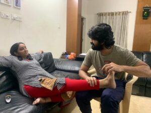 Naga Shaurya Instagram - World is a happy place when the woman in the house smiles:)
Wishing my world and every other woman in the world, 
A Very Happy Woman’s Day♥️🤗