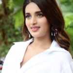Nidhhi Agerwal Instagram - I usually don’t experiment much but can you see my blue eyeliner in this picture 😝💕 #ismartshankar #pressmeet