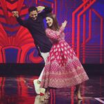 Parineeti Chopra Instagram - So honoured to be a part of this LEGENDARY journey!!!! Cant wait to start shooting!! Thankyou Karan for this - #KESARI @karanjohar @akshaykumar @dharmamovies #AnuragSingh