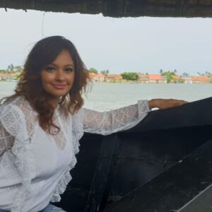 Pooja Kumar Instagram - #Cochin #kerala trip last year! I hope everyone is staying safe out there. Also remember to give our warriors - health care workers a big thank you, lots of blow kisses and much much appreciation for their dedication! Thank you for keeping us safe! #kerala #cochin #fishingoat #spice king #cardamom #keraminfishcurry #india #america