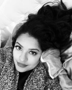 Pooja Kumar Instagram - #mondaymotivation “Women will have true equality when men share with them the responsibility of bringing up the next generation” #ruthbaderginsberg #women #equality #grateful #justice #boss #lady #cinema #hindi #tamil #telugu