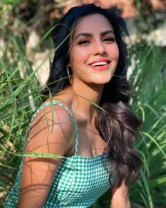 Priya Anand Instagram - All The Light I Need...💚
