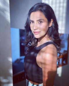 Priya Anand Instagram - See ME When You Look At Me ❤️