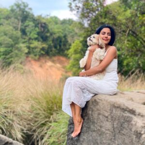 Priya Anand Instagram - I hope I live the rest of my life keeping in mind the lessons I learnt from this global experience, and never take living for granted again. I pray for everyone near & far 🤍

@beethereforme