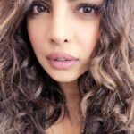 Priyanka Chopra Instagram - Curls for dayzzzzz @cfulton.hair working his magic. @abcquantico #Quantico3