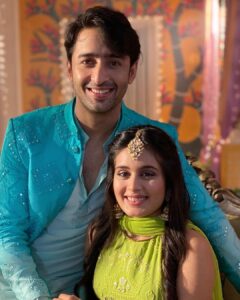 Shaheer Sheikh Instagram - Bringing a love story to life means having someone who understands and feeds off your energy. You made ‘Abir’ come to life, by being ‘Mishti’ ... together we tried to create something fun, meaningful & hopeful. The world looked at Ajib Rajvansh through ur eyes.. ☺️🤗 @rhea_shrm